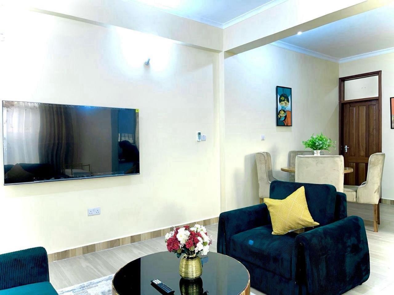 R&K Two Bedroom Apartment Dar es Salaam Buitenkant foto